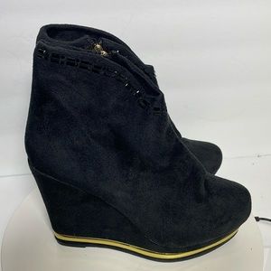 DbDk fashion platform boots size 8.5